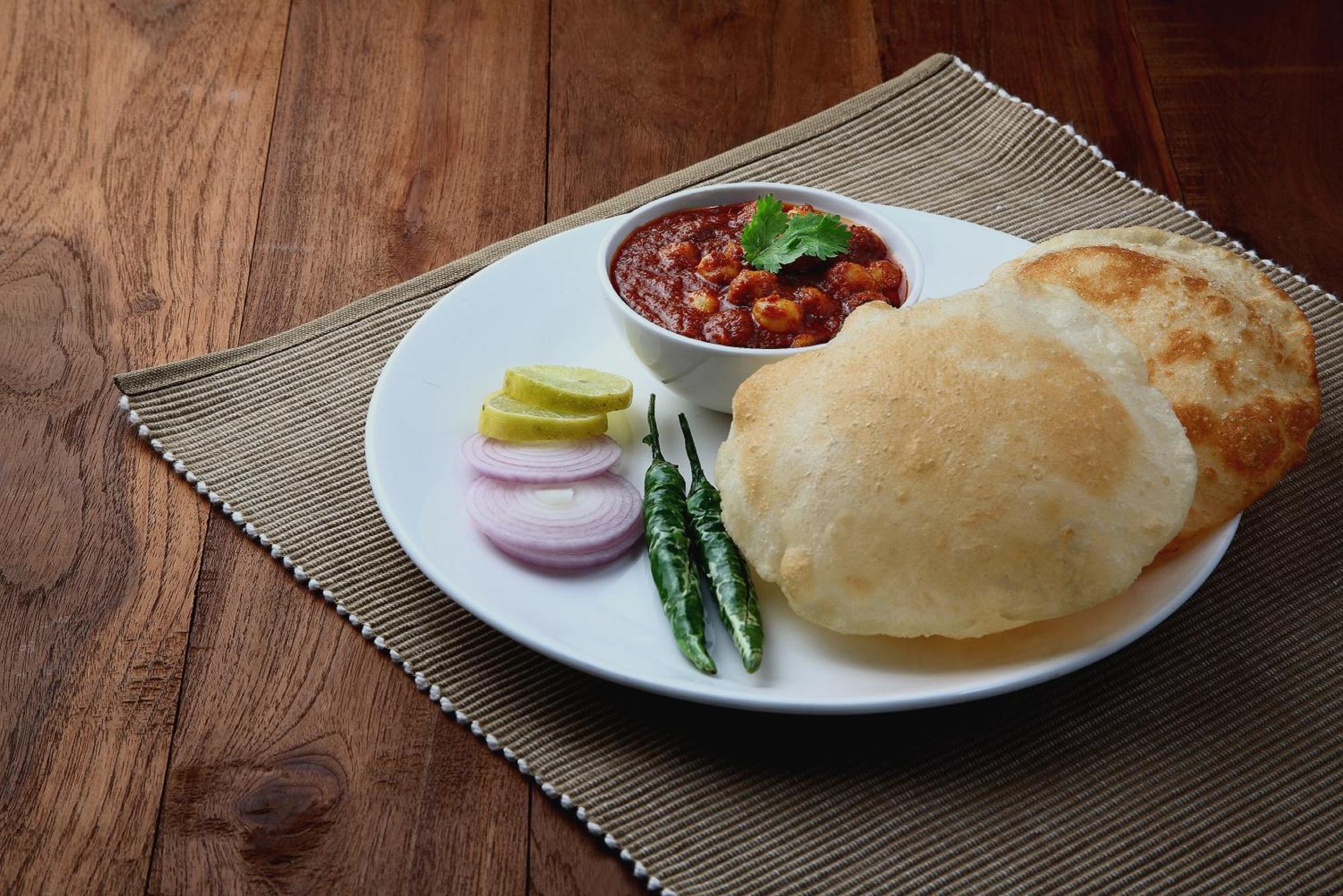 Oyo Hotel Triund Regency カトラ エクステリア 写真